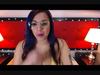 Live sex with DannaMills
